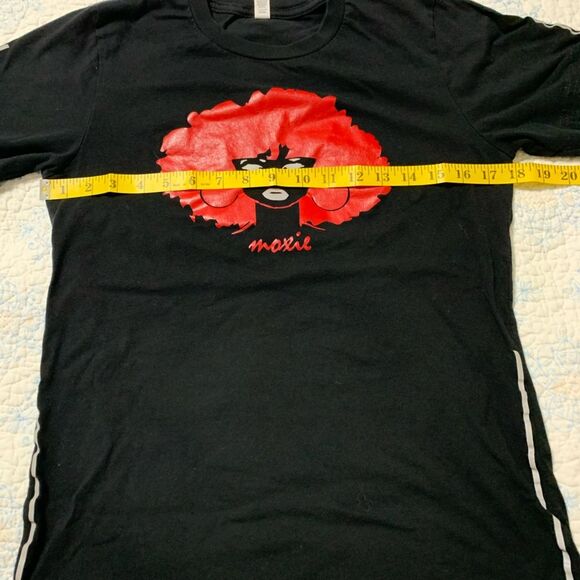 Black Red Afro Moxie Graphic Short Sleeve T-Shirt Small #682 - Picture 3 of 5